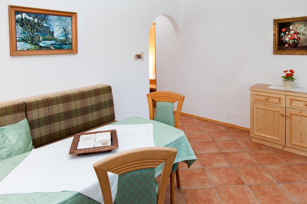 Gastehaus Frischhut Hotel Nassereith Luaran gambar